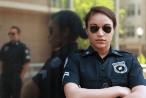 女性でも警備員になれる？需要増加中の女性警備員の強みとメリット