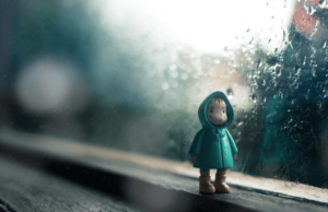 レインウェアの耐水圧・浸透性とは？春夏は蒸れに気をつけてレインウェアを選ぼう