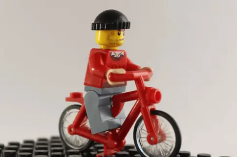 自転車用ヘルメットの努力義務化が2023年4月からスタート！罰則はあるの？おすすめのヘルメットも紹介